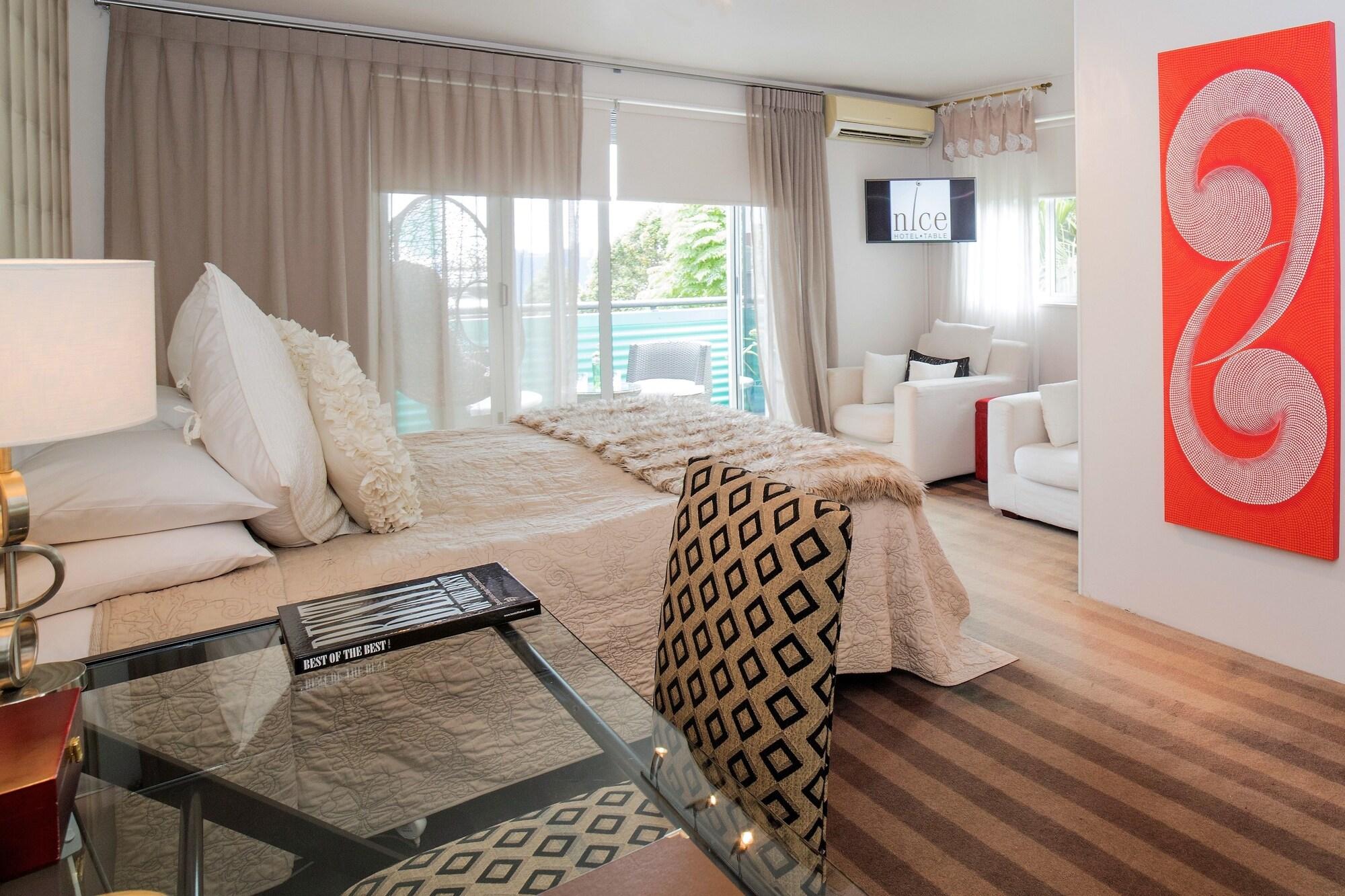 Nice Hotel New Plymouth Buitenkant foto