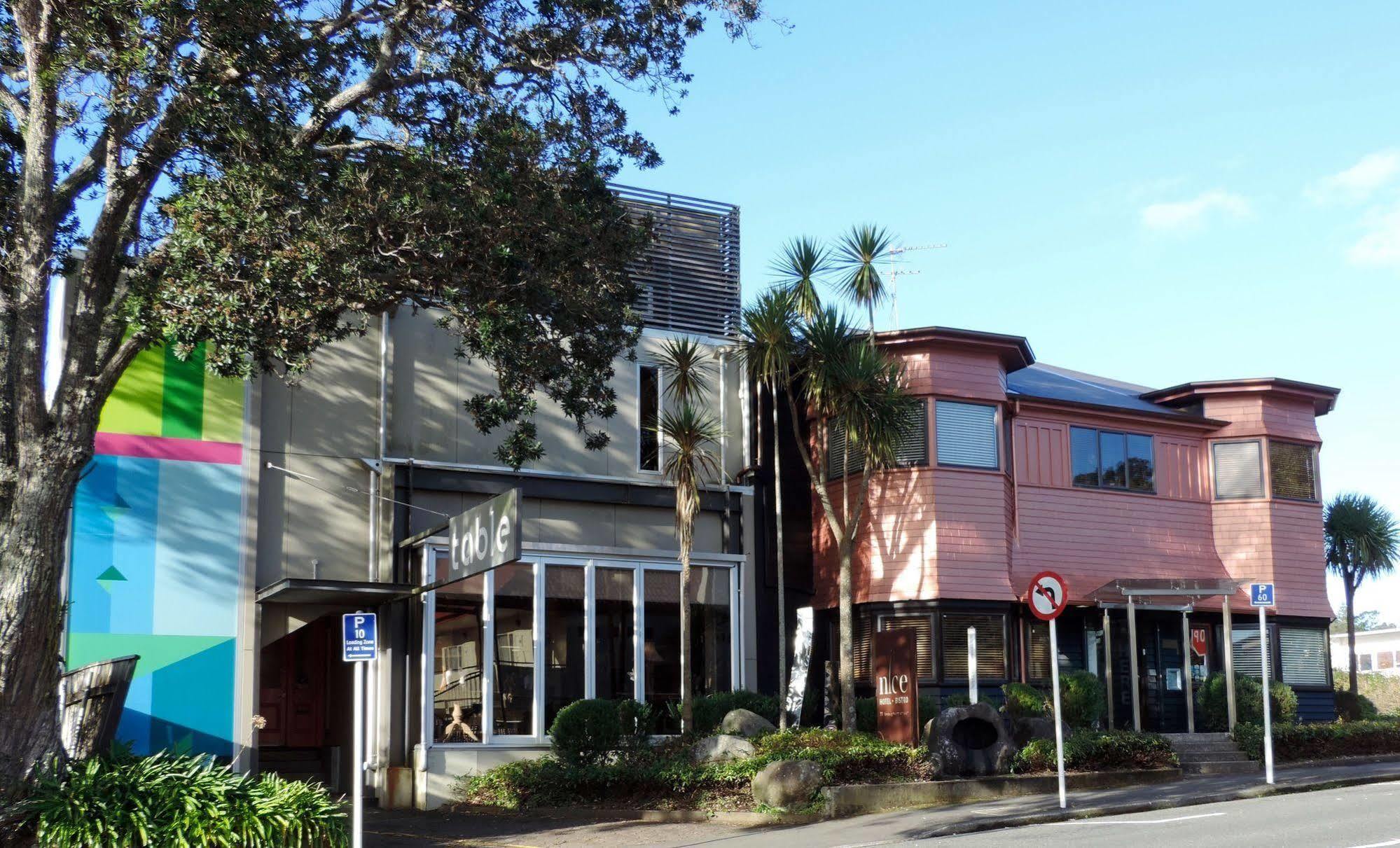 Nice Hotel New Plymouth Buitenkant foto